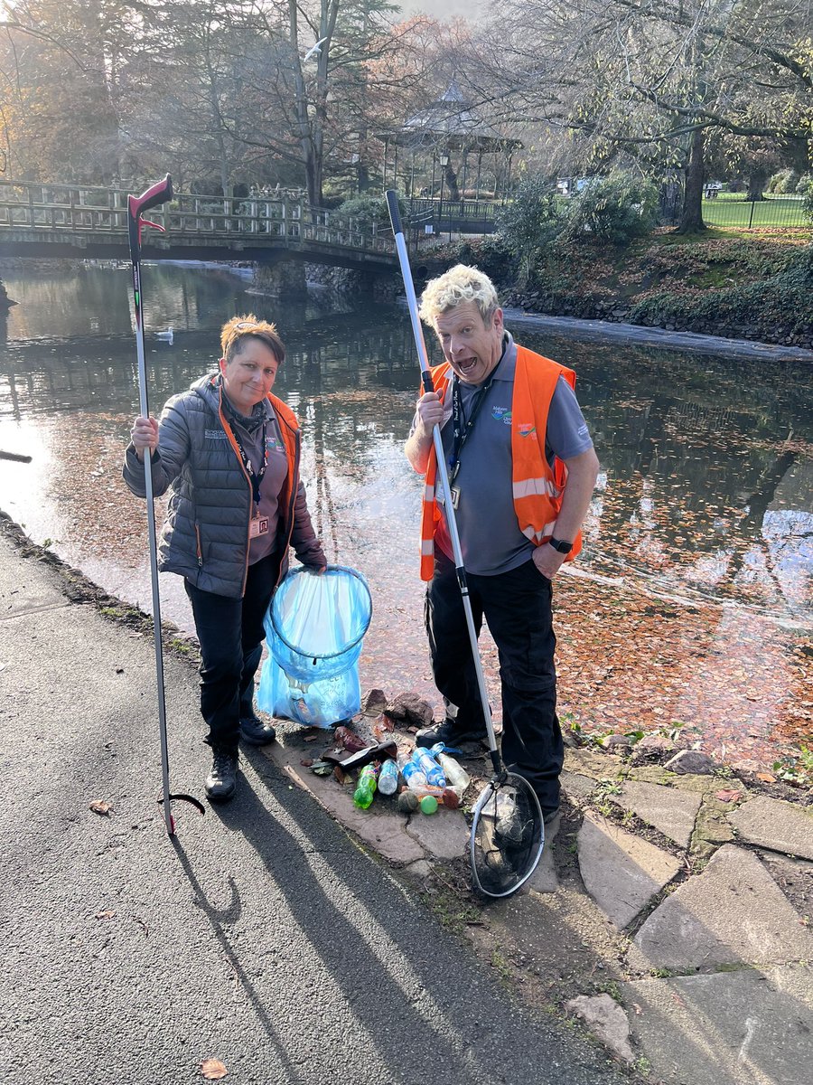 Ducks prefer wild bird seed over glass and plastic bottles, whilst we litter picked the pond we walked past no less than 5 bins! #BinIt