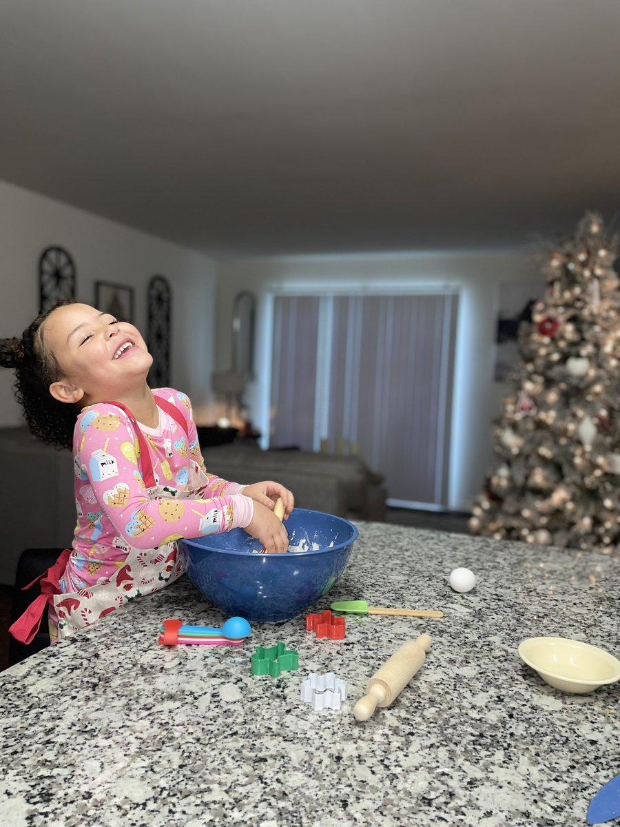 VsSullivan's tweet image. 5 days till Christmas 🎄