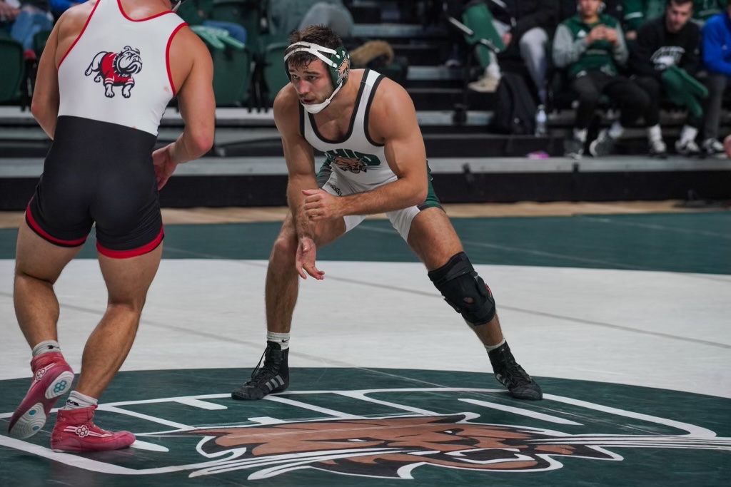 MatthewJBrewer2's tweet image. Carson Got down early but battled back for the W. Good win and great dual. Time for a little family holiday time! #TheGrind #TeamBrewer