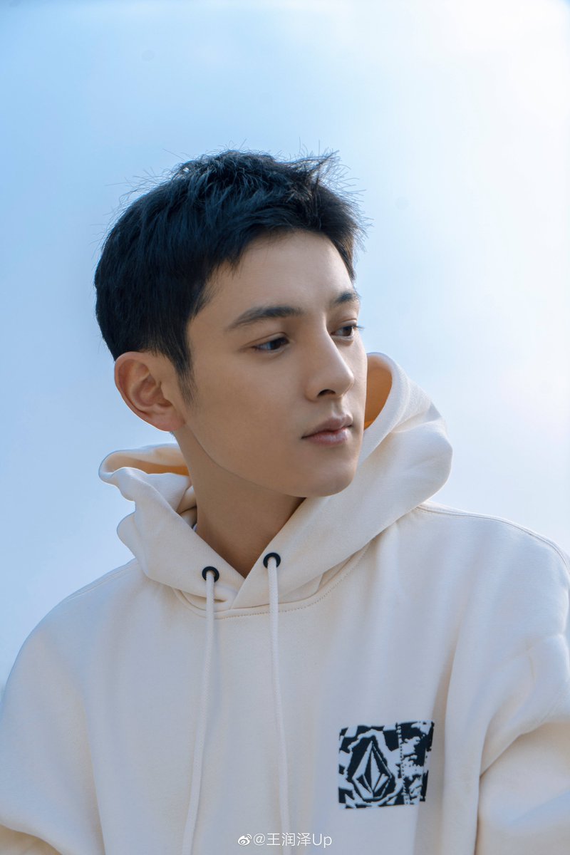 wangrunzePH_'s tweet photo. [191222]
王润泽Up Weibo Update

Monday is a ✌️

#WangRunZe #王润泽 #WangRunZePH https://t.co/gFK5V00Cs9