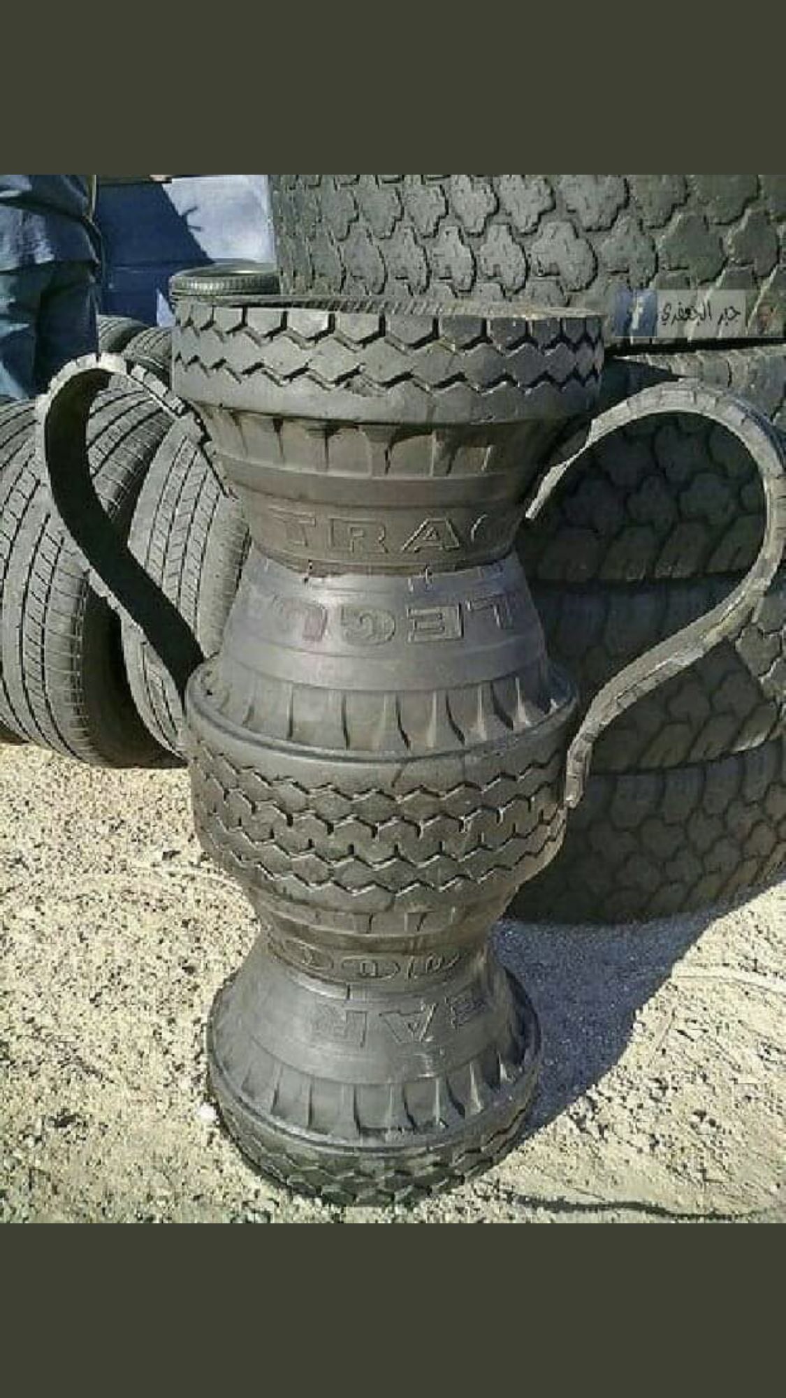 Вазы из шин
