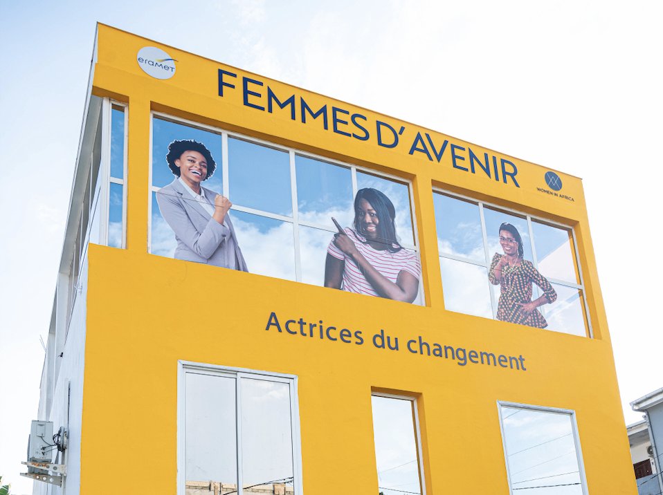 Le 13 décembre 2022, nous avons eu l'honneur de recevoir Loïse Tamalgo, Délégué Général du <a href="/GroupeEramet/">Eramet</a> en Afrique et Marie-Axelle Gautier, Directrice Impact Sociétal et Droits Humains du <a href="/GroupeEramet/">Eramet</a>  au Hub Femmes d'Avenir à #Libreville. 🇬🇦 Retour en images sur la visite !📸