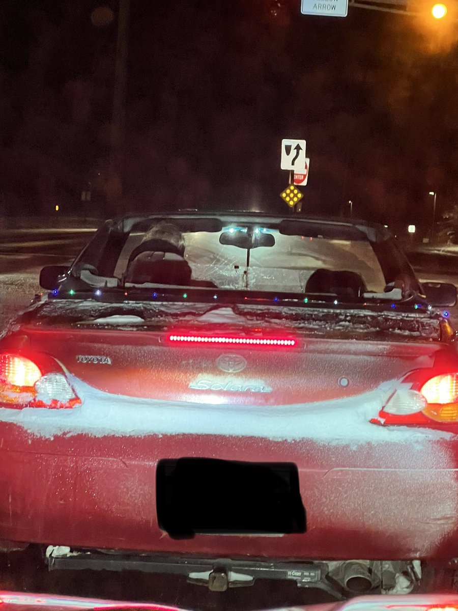HTeacher12's tweet photo. Nothing more Minnesotan than driving with your top down in the morning when it’s zero degrees out.@MPRweather #mnweather https://t.co/WDWyiJhVFM