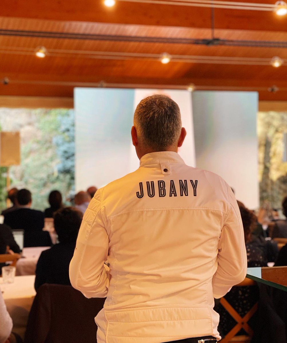jubanyevents's tweet photo. I perquè no una convenció al mig del Montseny on podreu reunir-vos per celebrar tot allò que vulgueu!!! ✨🥂
#JubanyEvents #MasDOsor #Celebracio #Convencio #Breakfast https://t.co/6RFx6eNvlf