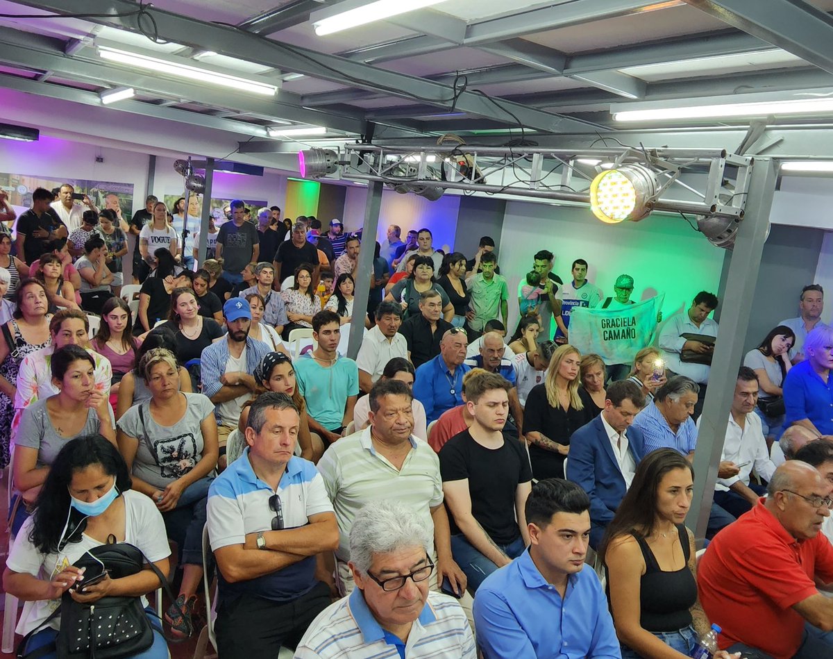 Ayer en San Martín inauguramos la sede partidaria de <a href="/partido3p/">Partido Tercera Posición</a> desde hace muchos años venimos soñando un país distinto, sin grieta, esa pelea que solo beneficia a unos pocos. Con la esperanza que argentinos y argentinas creamos en nosotros mismos,