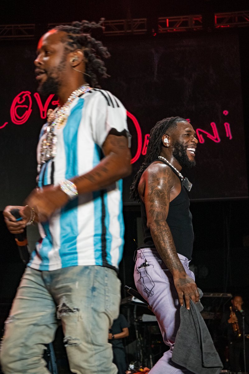 stoffinja's tweet photo. Burna Boy concert https://t.co/V86dULzbgG