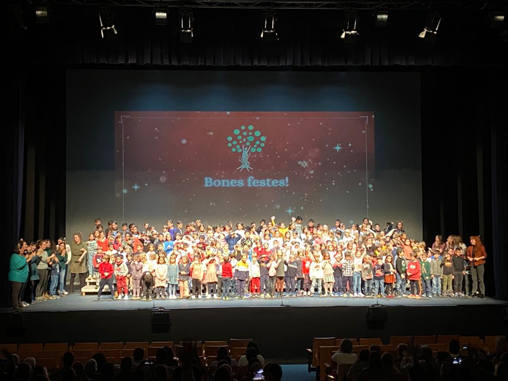 Escola La Mirada (@esclamiradasc) on Twitter photo Espectacular concert a l'Auditori. Gràcies i Bones festes!!!! <a href="/ajsantcugat/">Aj. Sant Cugat</a> <a href="/AfaLaMirada/">AFALaMirada</a> <a href="/totsantcugat/">TOT Sant Cugat</a> Espectacular concert a l'Auditori. Gràcies i Bones festes!!!! <a href="/ajsantcugat/">Aj. Sant Cugat</a> <a href="/AfaLaMirada/">AFALaMirada</a> <a href="/totsantcugat/">TOT Sant Cugat</a>
