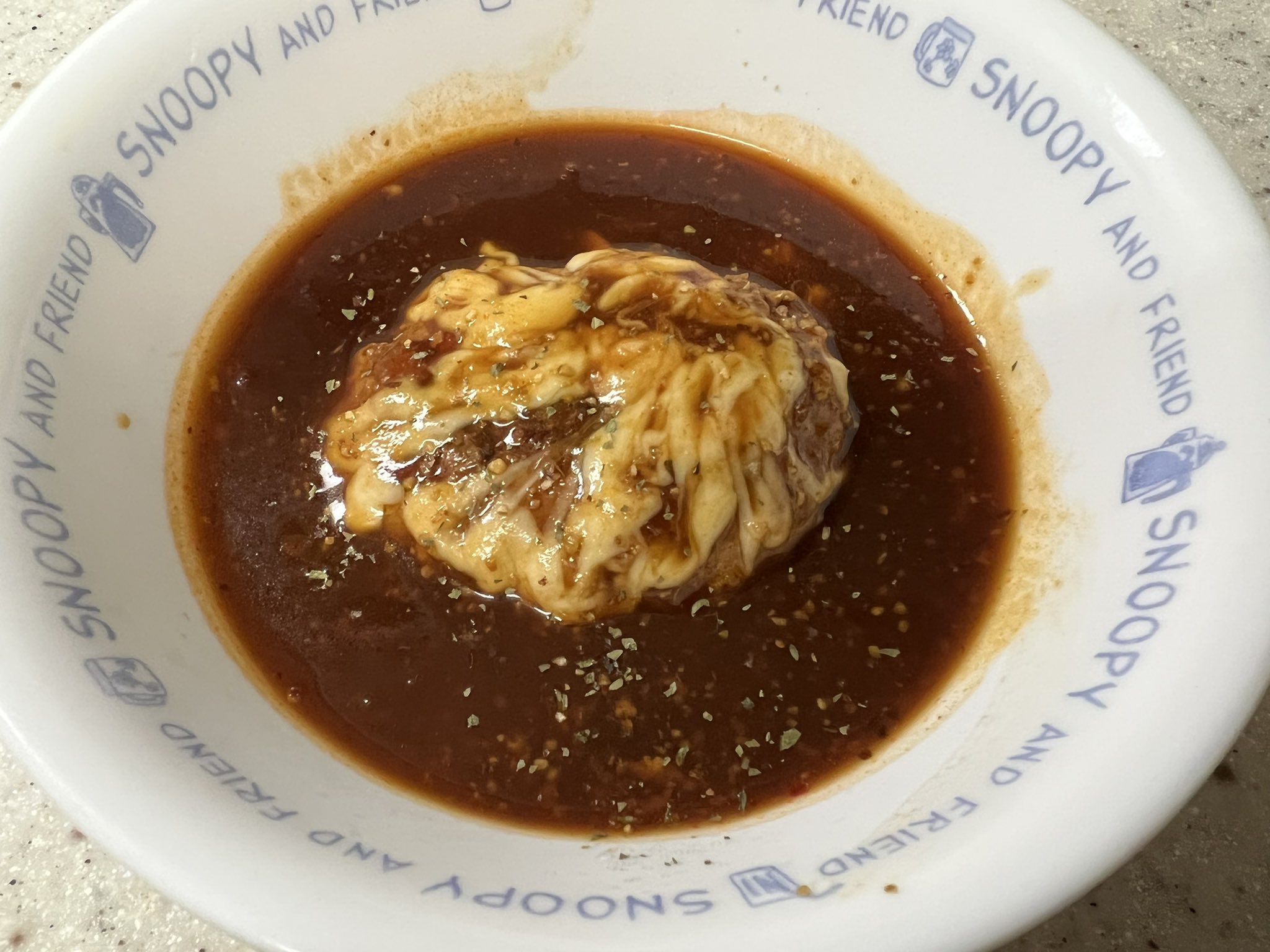 Shiho 煮込みハンバーグを初めて作ってみました 一応レシピは見たんですけど家にない材料があった ので途中からフィーリングになってしまいました 本来のものとは違いますが美味しくできました T Co Wm5p6e2pyl Twitter