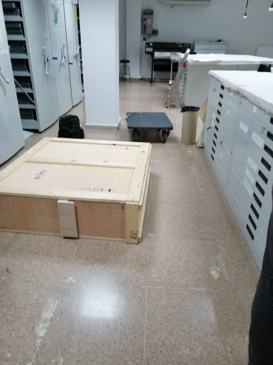 IGEAR_Aragon's tweet photo. También se han entregado hoy en Madrid los seis mapas que prestó el Archivo Cartográfico y de Estudios Geográficos del #CEGET para el exposición de cartografía organizada por #IGEAR y que formaron parte de la sección de "Cartografía militar". Una maravilla!!! https://t.co/0z0dX5RXmm
