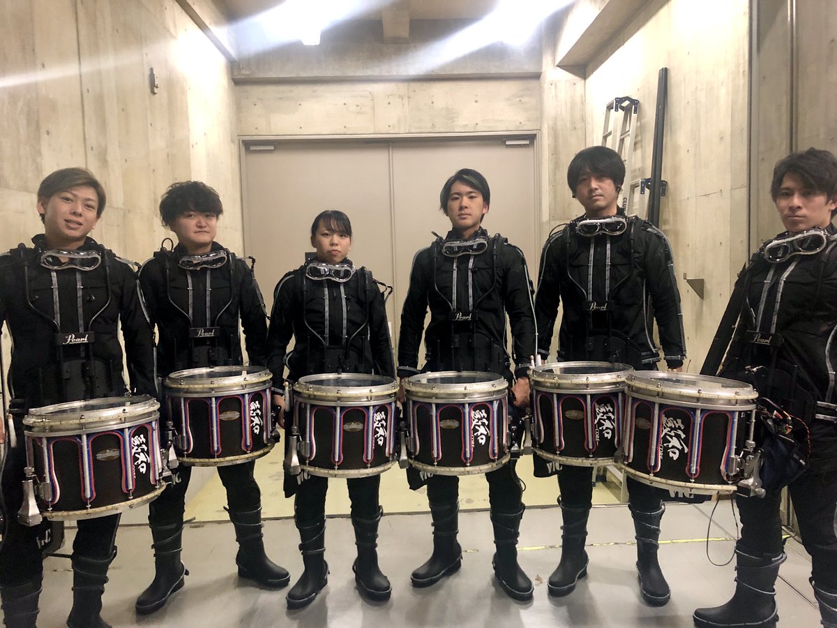 corepercussion's tweet photo. 昨年に続き、ロックバンド『NOISEMAKER 』さん@__NOISEMAKER のLIVE #NOISEMANIA 大阪、川崎と2公演出演させて頂きました！
2公演とも、とても熱い夜となりました🔥沢山の拍手ありがとうございました！

#NOISEMAKER #鼓和 #ドラムライン #ドラムパフォーマンス https://t.co/mS0qwxjlVi