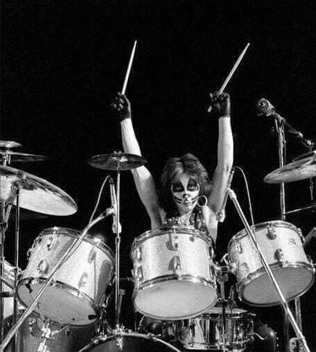 Happy Birthday Peter Criss 