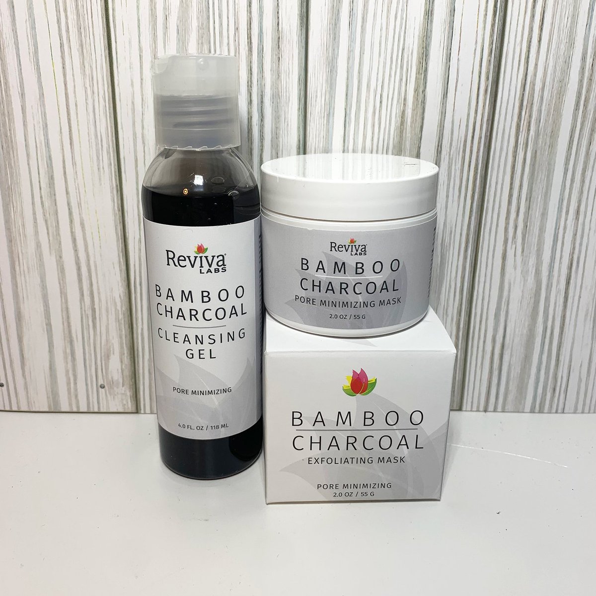 RealRevivaLabs's tweet image. It&apos;s time to spoil your skin with Reviva&apos;s Charcoal products! ecs.page.link/WiZaT #charcoal #poreminimizing #beauty #pores #facial