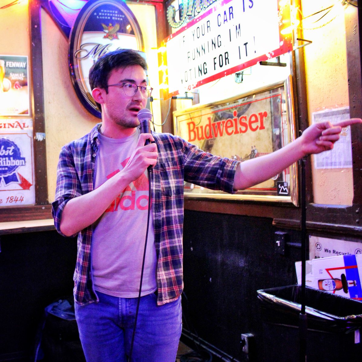 🎙️Calling all comedians!🎙️
Hit the Tam TONIGHT for our open mic!
✨7:30-9:30p
✨Bucket-style lineup
✨5 minute sets
✨Hosted by @joshgoldsteinallegedly 
Now's your time to shine under the Shiner Sign