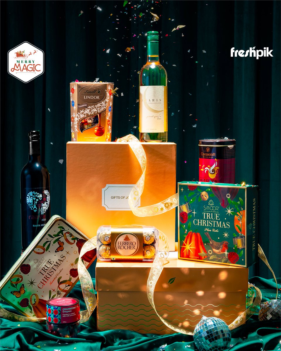 Something to send them sleighing over the moon!

Shop for the perfect holiday treat hampers at Freshpik, Jio World Drive.

#MerryMagic #Freshpik #MakeItYourFreshpik #Hampers #GiftHampers #ChristmasHampers #ChristmasGifts #GiftIdeas