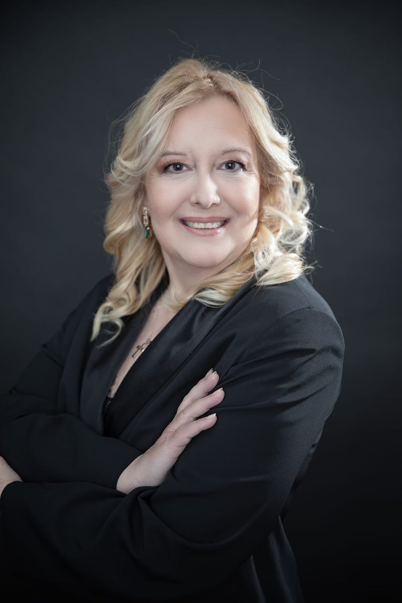 María José Monferrer Freire, Candidata Top 100 en Mujeres Líderes de España en la categoría #TercerSectoreImpactoSocial.

A través del link de votación:
elespanol.com/mujer/lastop10…, regístrate y selecciona tus candidatas.

¡A por ello M. José! Todo un ejemplo a seguir 💪🏾👏🏾