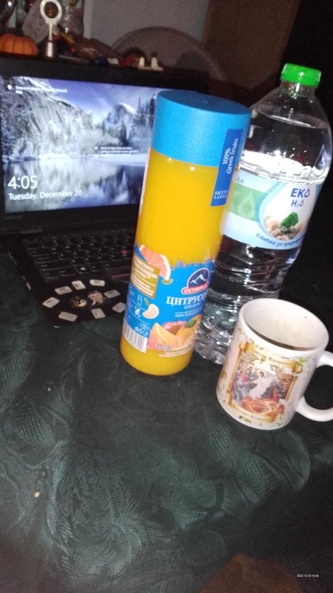 AntPlamen's tweet image. #healthy #freshFruits #niceBackground #holidayCup #ecoH20