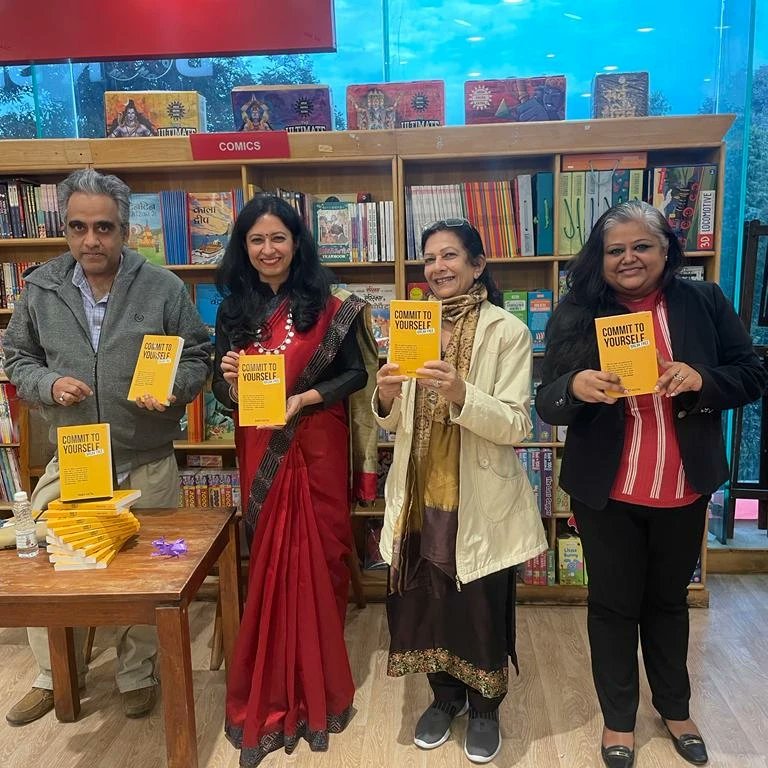 Om Book Shop tweet media
