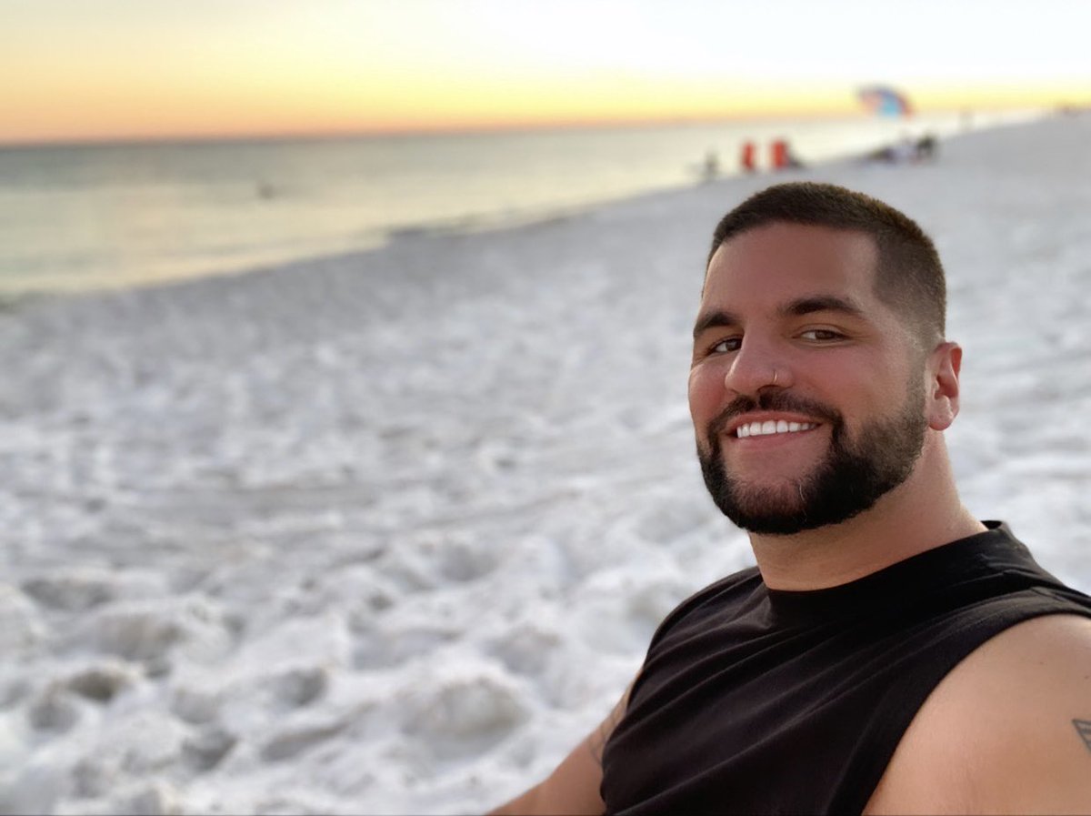 tritonejosh's tweet photo. 🏖️ 🥰 https://t.co/cDHOVLSJKE