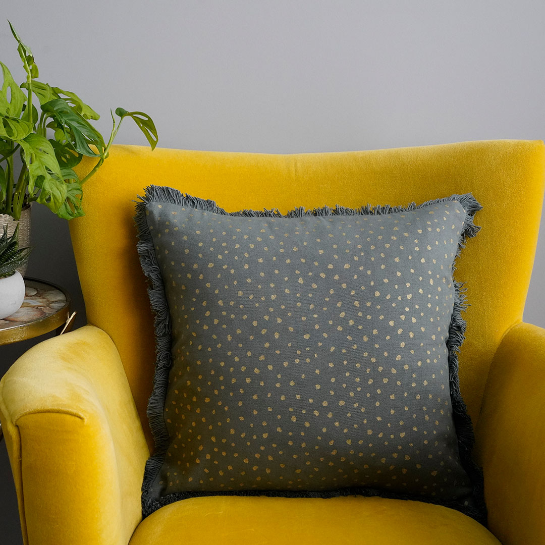 Our Mirage Dot Grey is a soft and stylish cushion cover that can be used to decorate your home.

 #sustainableproducts #homedecorationideas #homedecoration #homedecor #sustainablelifestyle #sustainableliving #ecofriendlyhome #homedecoruk #ecofriendlyliving #homesweethome #london