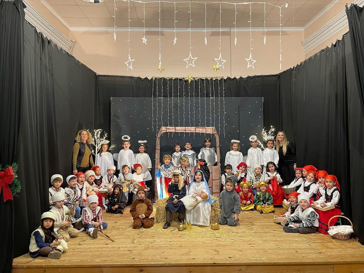 Els alumnes de 2n d’infantil van representar el ja tradicional Teatre de Nadal, on es van convertir en vertaders actors i actrius. Qué bé ho van fer! m.facebook.com/story.php?stor… 
#Nadal2022 
#nadalacarmelites
#carmelitesgandia #eduquemlamentielcor #somvedruna #gandia