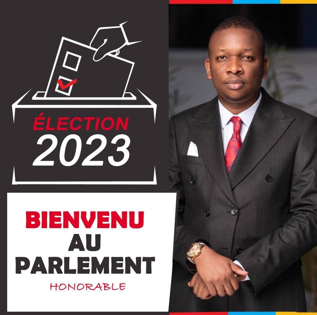 AugustinMupese's tweet photo. 🗯️U❤️N🗯️C❤️ le président national de jeunes Mr @yvesnswal invité la population des LUKUNGA de sans rôle massivement pour les élections de 2023 ❤️🗯️❤️🗯️
              @BillyKambale1 
               @MichelMoto1 
               @sacre_kimbinga https://t.co/1h7VudsLRn