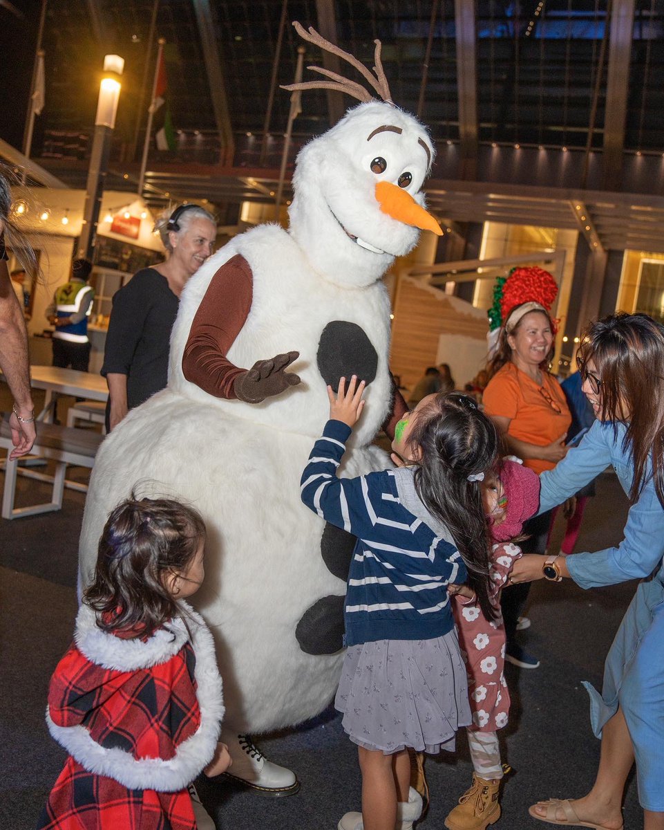 Don't miss the merry tunes and festivities at Winter Wonderland in #AlMaryahIsland! They are here till Dec 25 from 3-10pm
<a href="/ripemarket/">Ripe Market</a> 

لا تدعوا أجواء عالم أحلام الشتاء الرائعة في #جزيرة_الماريه تفوتكم! الفعاليات مستمرة حتى 25 ديسمبر من الساعة 3 عصراً وحتى الساعة 10 ليلاً!