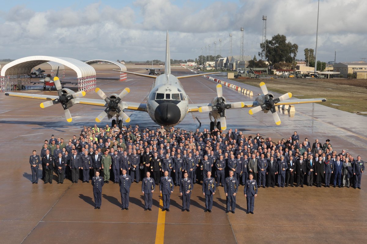 Tablada Centenaria Aviación tweet media