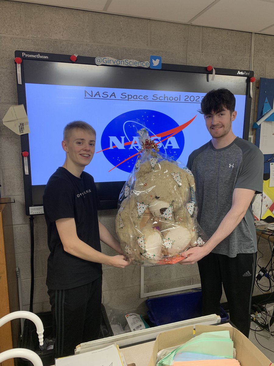 GirvanScience's tweet photo. Winner of Orion the bear in the raffle was Dylan! https://t.co/vvbzb6HiHl