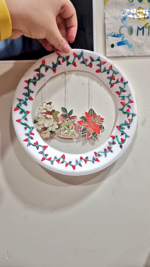 HeatherWardLPT's tweet photo. Christmas activities on Heather Ward, thank you @Raising_Health_  for the funds to facilitate meaningful activities on the ward! @LPTChair @BradgateUnit @LPT_Activities https://t.co/jVn3NQW4ld