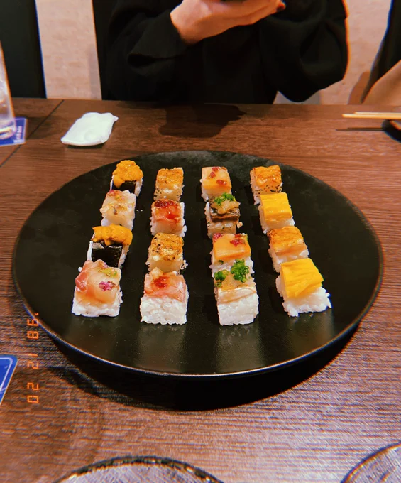 今日ははとおさんに遊んでもらいました…!ご飯言った後カラオケ行って歌もほどほどにほぼずっとお喋りしてた。楽しすぎた〜次会えるのは2月 