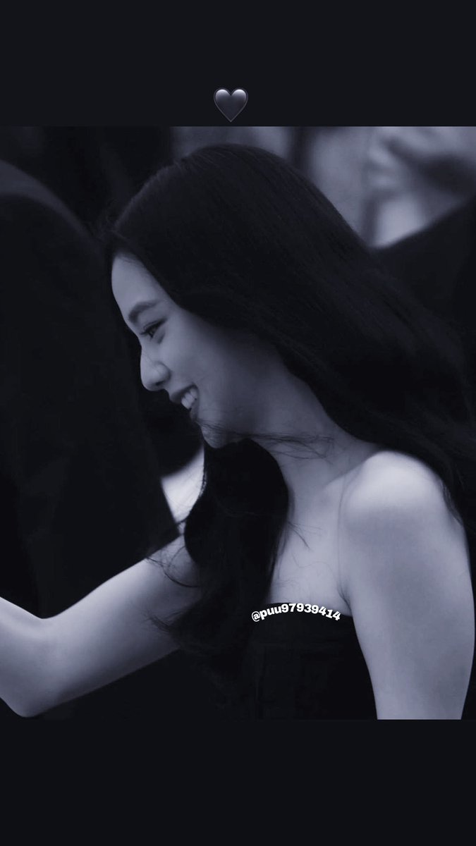 Puu97939414's tweet photo. Jisoo💜💫
Full Hd Lockscreen Wallpapers💜[Lfb Ver]💜[Don't Report🚫]💜
#blackpink #jisoo #rosé #lisa #jennie #LISAxBvlgariSeoul #LISA #JENNIE #LisaBLACKPINK #LisaWard #lisamoney #lisasolo #LisaWootenPhotography #PinkVenom #Typegirl #BLACKPINK_WORLDTOUR    #BLACKPINK_BORNPINK https://t.co/13vLLeSC5L