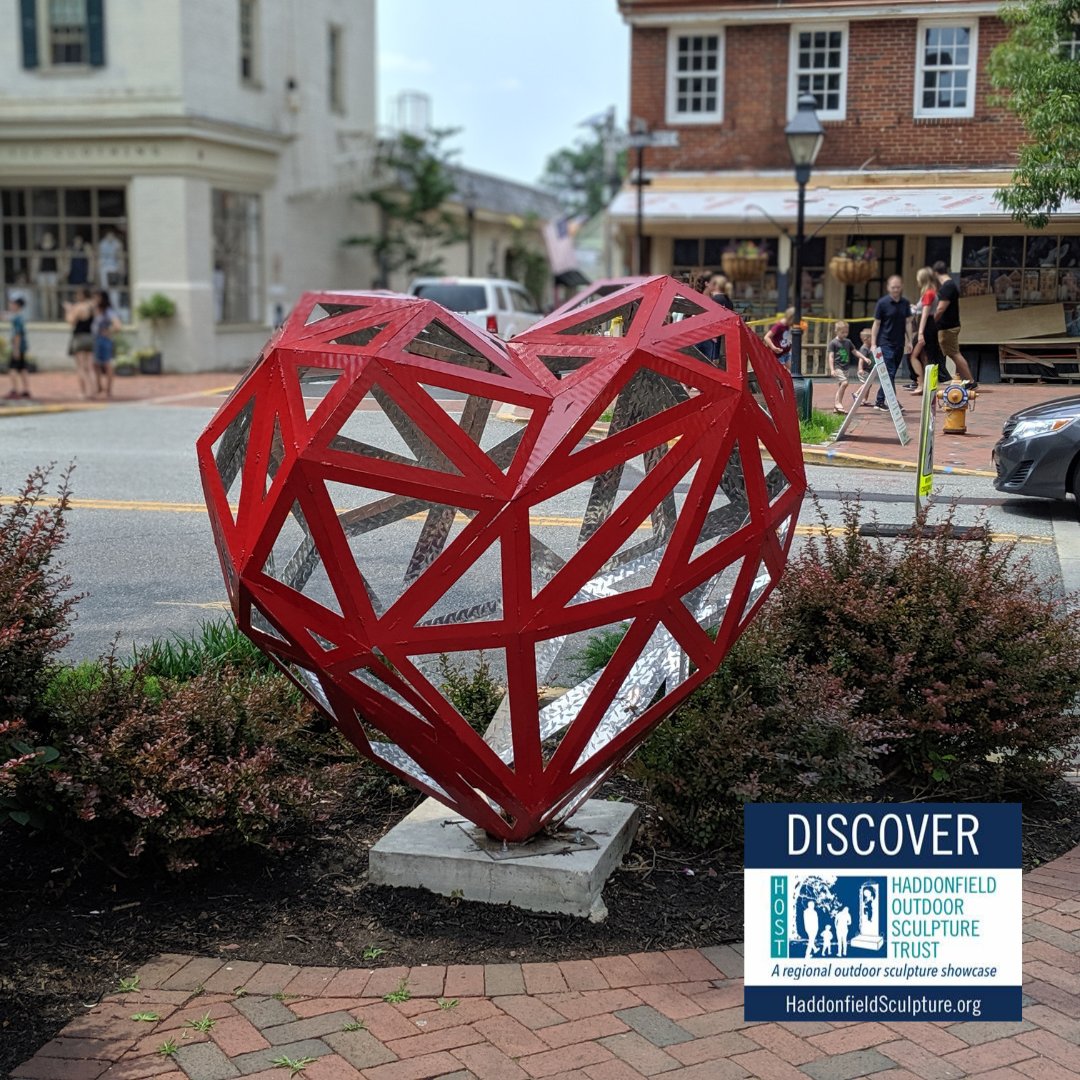 host08033's tweet image. ❤️Tell us what you LOVE about Haddonfield!❤️ 

Pictured is the Haddonfield Outdoor Sculpture Trust's Low-poly Open Heart sculpture. This piece is the HEART of Haddonfield and is located in Kings Court!❤️