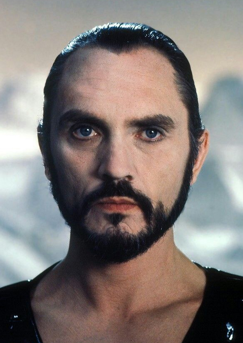 caioriosb's tweet photo. Por que alguém daria qualquer credibilidade a um pastor que é o General ZOD?????? https://t.co/AUj6heWLuh