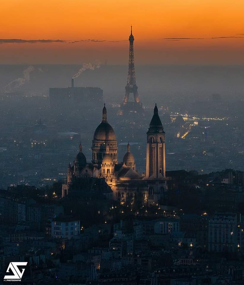 Paris 🇨🇵

#toureiffel #eiffeltower #eiffelofficielle #sacrecoeur #montmartre