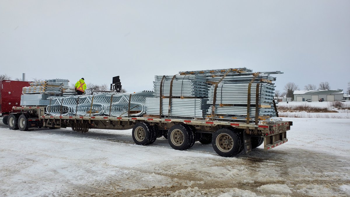 NorwellDairy's tweet photo. A full load of Cosnet stabling being loaded and sent to Almerson Farms #cosnet #ontag #farming https://t.co/PFEPdGT80U