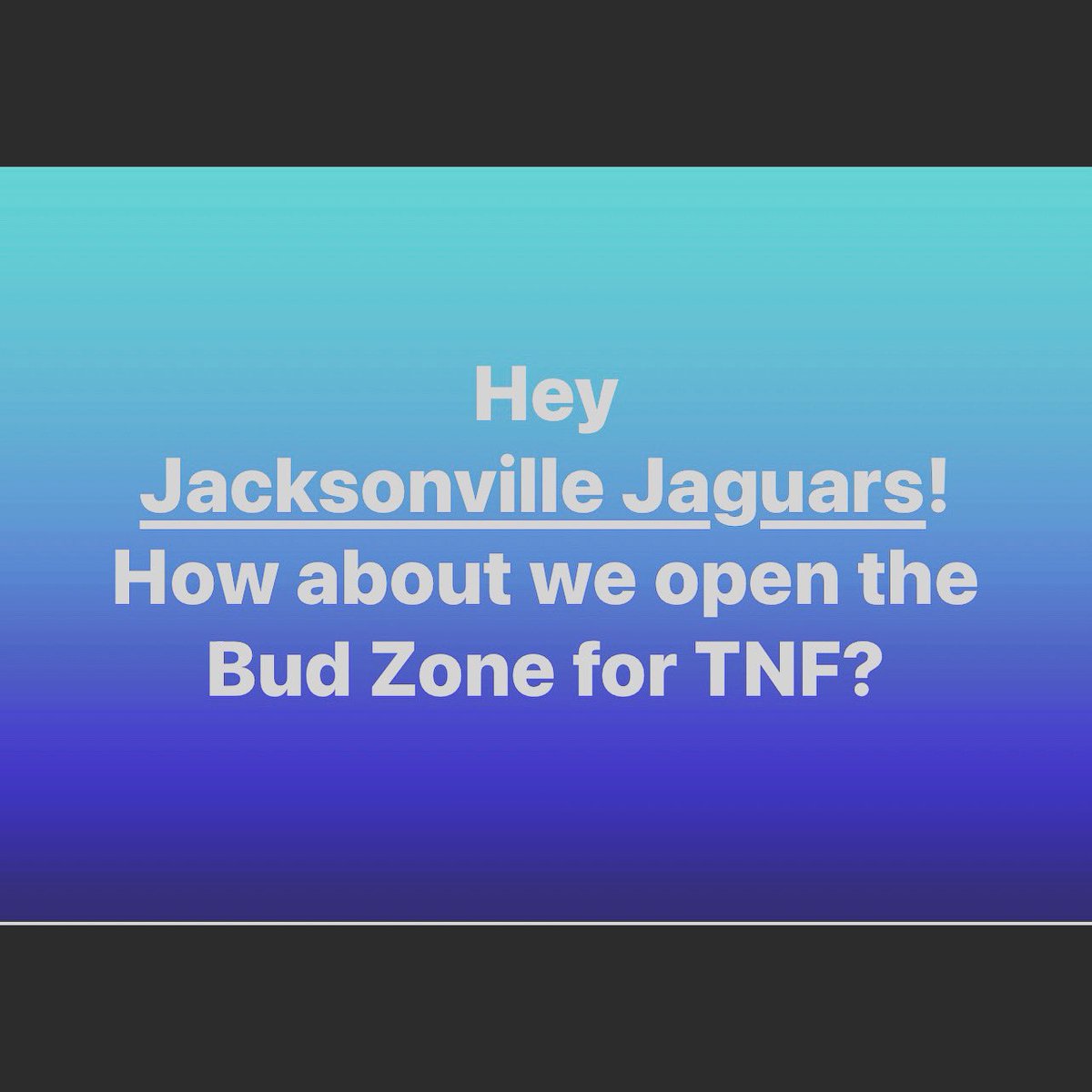 Tracy Collins tweet media