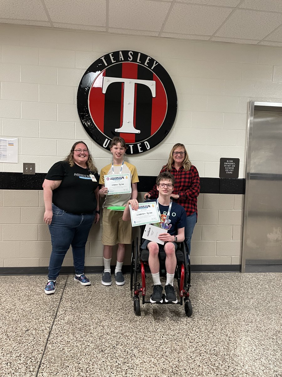 ITSCCSD's tweet image. We hosted our first ever @CherokeeSchools @PlayCraftLearn #CodingChallenge for #CSEdWeek2022. Our winners were from @bascombbobcats, @SixesES, @AveryElementary and @MiddleTeasley! We are so proud of the amazing coding done by these students! @blount5 @DrCarrollcares @MicrosoftEDU