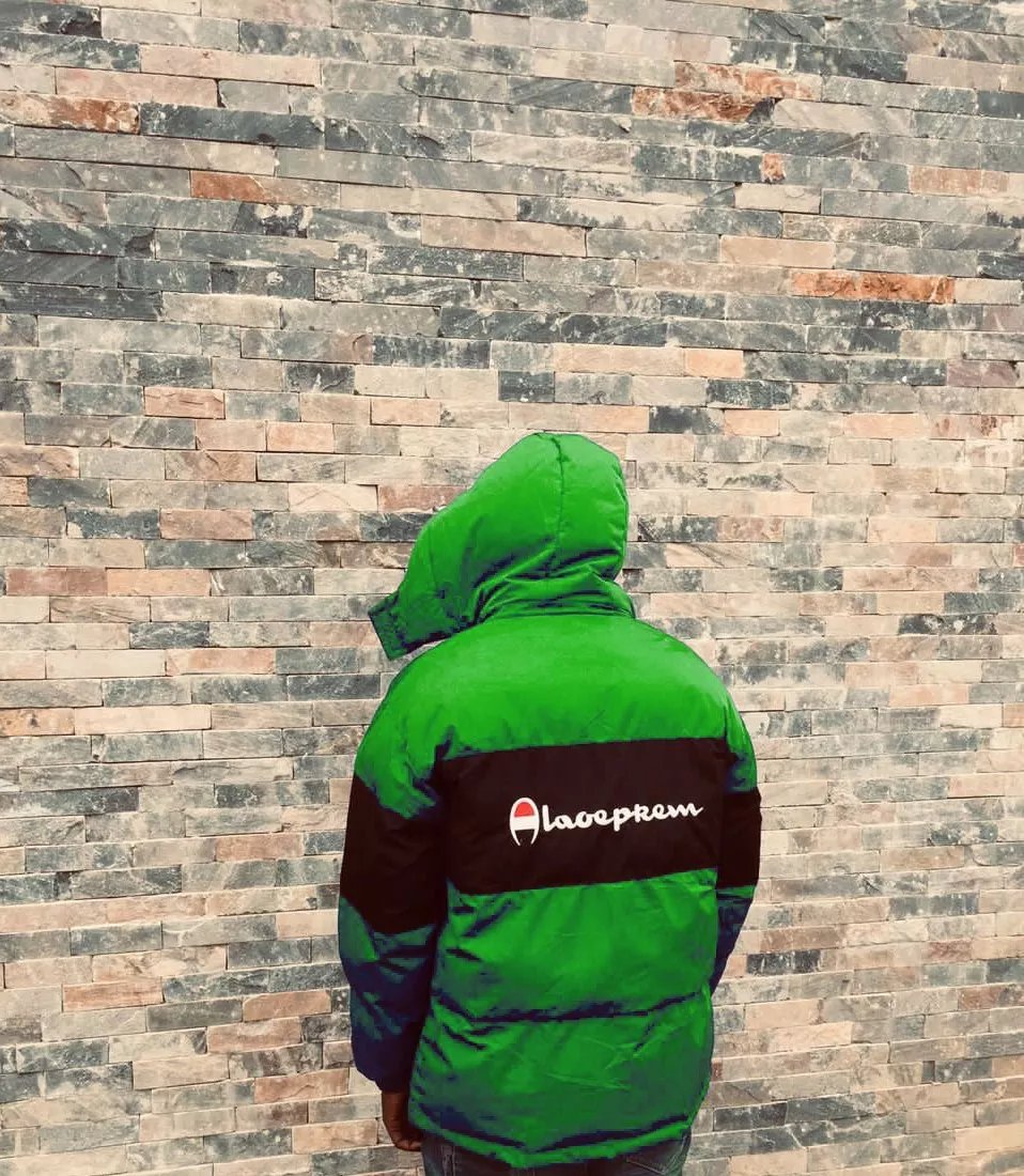 Uchizi_'s tweet photo. Life showed me two sides like the movie matrix🗽 https://t.co/pBXnoqcZDv