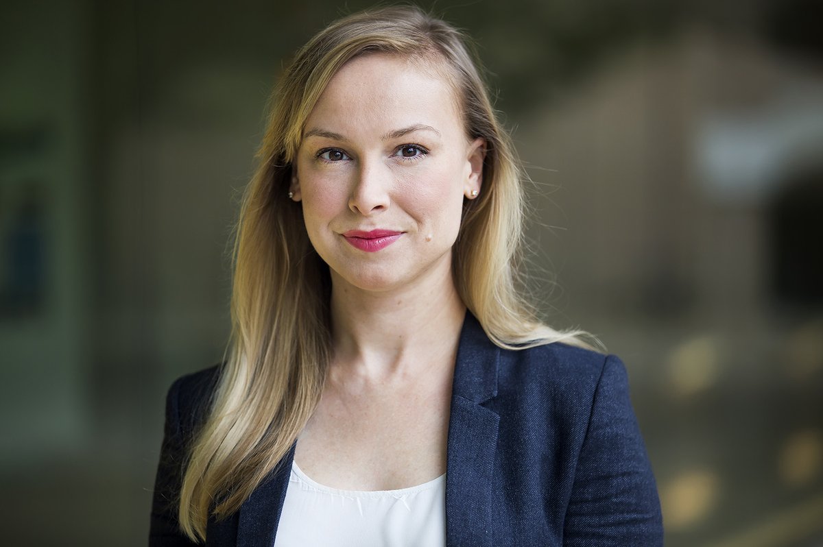 Warm congratulations to Prof. Jenna Wiens, she has received the @UMich Sarah Goddard Power Award for outstanding research and advocacy for women in academia!👏👏👏 cse.engin.umich.edu/stories/jenna-…