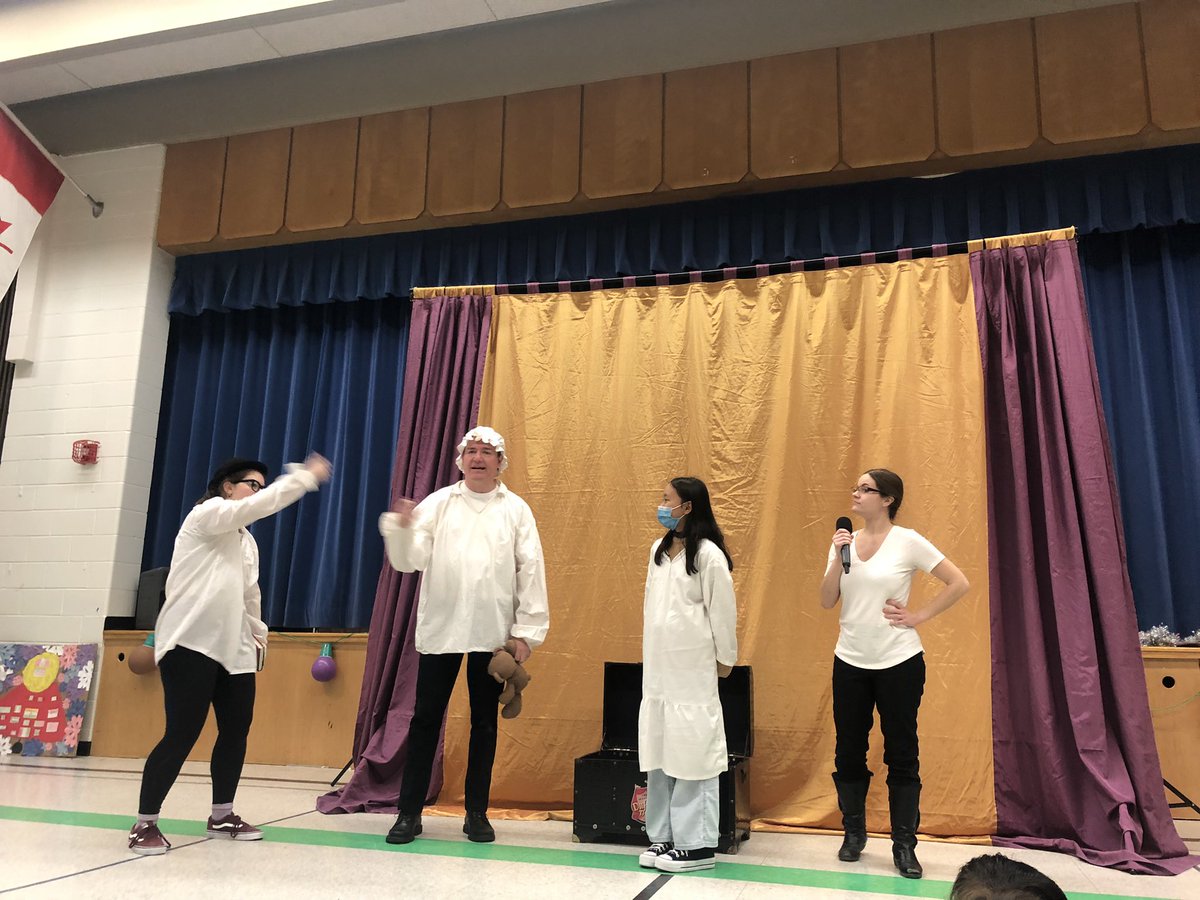 Munden park students and staff enjoyed duffelbag theatre classic story Peter Pan <a href="/PeelSchools/">Peel District School Board</a> <a href="/MundenPark/">Munden Park P.S.</a> <a href="/peelsunitaj/">Sunita Joshi</a>