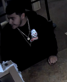 OKCPD's tweet photo. This individual used a fake ID to pass fraudulent checks at a bank in south OKC. If you know who the subject is, your tip to Crime Stoppers could lead to a cash reward! 405.235.7300/www.okccrimetips.com. Case # 22-89475 https://t.co/hD2L5dv7kM