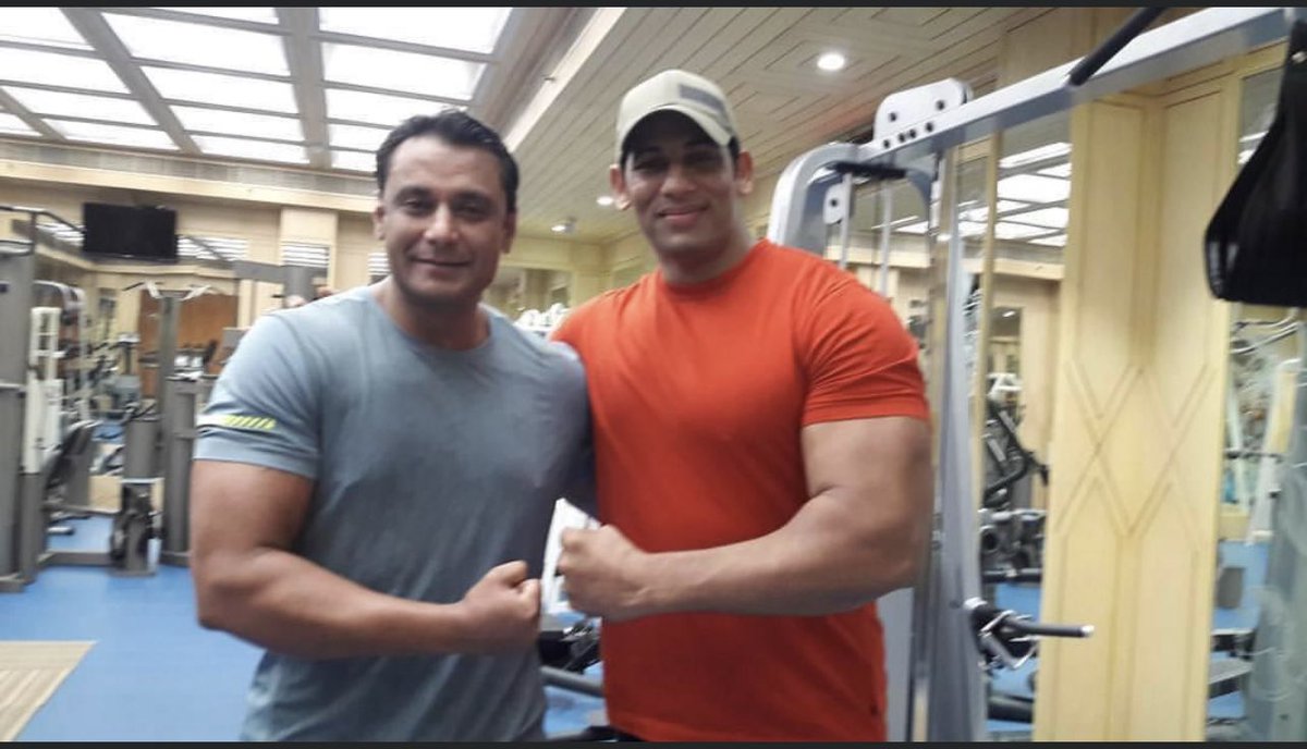 Danisshakhtar's tweet photo. @dasadarshan  ನೀವು ನನ್ನ ಗಾಡ್ ಫಾದರ್ ಸರ್ , ನಾನು ಮೊದಲ ಕನ್ನಡ ಸಿನಿಮಾ ಮಾಡಿದ್ದು ನಿಮ್ಮಿಂದಲೇ , ಕುರುಕ್ಷೇತ್ರ ಚಿತ್ರದಲ್ಲಿ ಭೀಮಾ ಪಾತ್ರಕ್ಕೆ ನನ್ನನ್ನು ಆಯ್ಕೆ ಮಾಡಿದ್ದೀರಿ , ನೀವು ನನಗೆ ಗಾಡ್ ಫಾದರ್ , ನಿಮ್ಮ ವಿನಮ್ರ ಸ್ವಭಾವ , ನಿಮ್ಮ ಗಿನ್ಯೂನಿಟಿ , ನಾನು ಯಾವಾಗಲೂ ನಿಮ್ಮೊಂದಿಗೆ ಇದ್ದೇನೆ ಸರ್ . https://t.co/ZftXdBqLvV