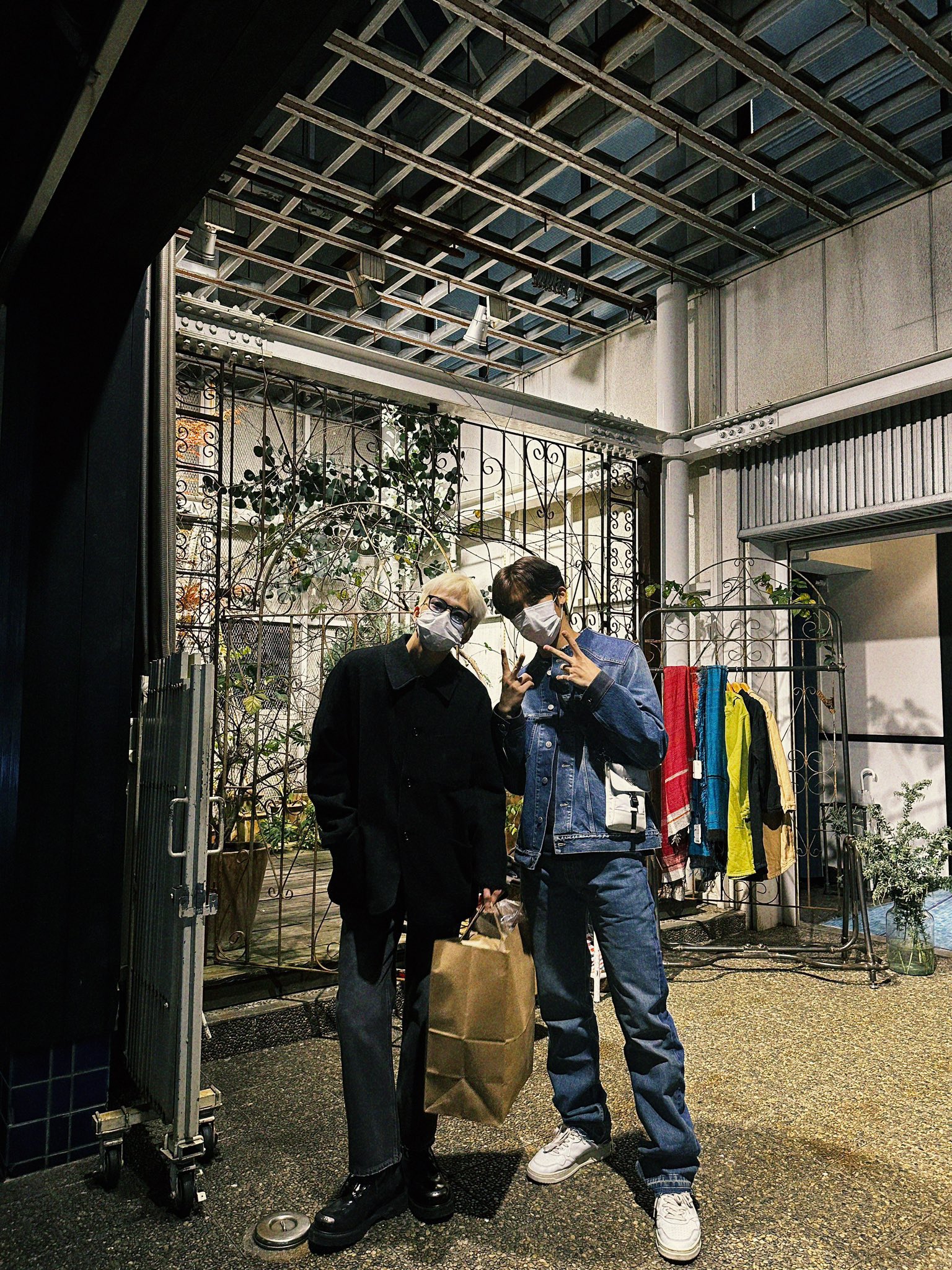 FkboooTacAAerYw?format=jpg&name=large