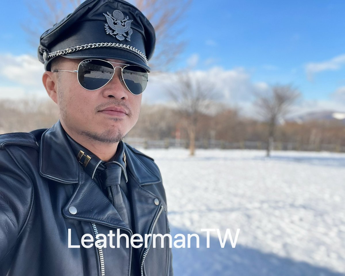 天氣冷皮膚都變好了
忙到快往生