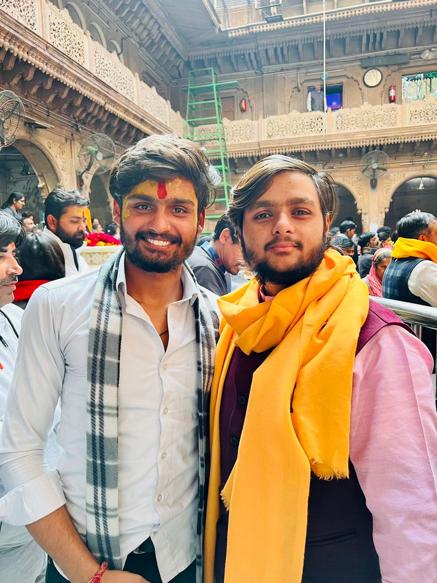 DevPand93529628's tweet photo. Jai bhaichara 🥰😈
#Viral #Trending https://t.co/ah60n22hzE
