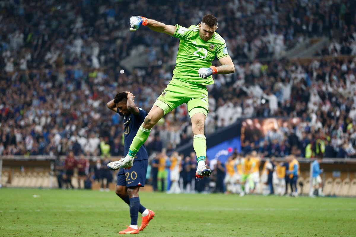 🇦🇷 As Argentina celebrates its #FIFAWorldCup title, another salute to its champions 🇦🇷

@brianstraus on Lionel Messi and an ending fit for a 🐐 trib.al/VwPBr11

<a href="/jonawils/">Jonathan Wilson</a> on the supporting cast of unsung heroes who were instrumental trib.al/uaz8Nuc