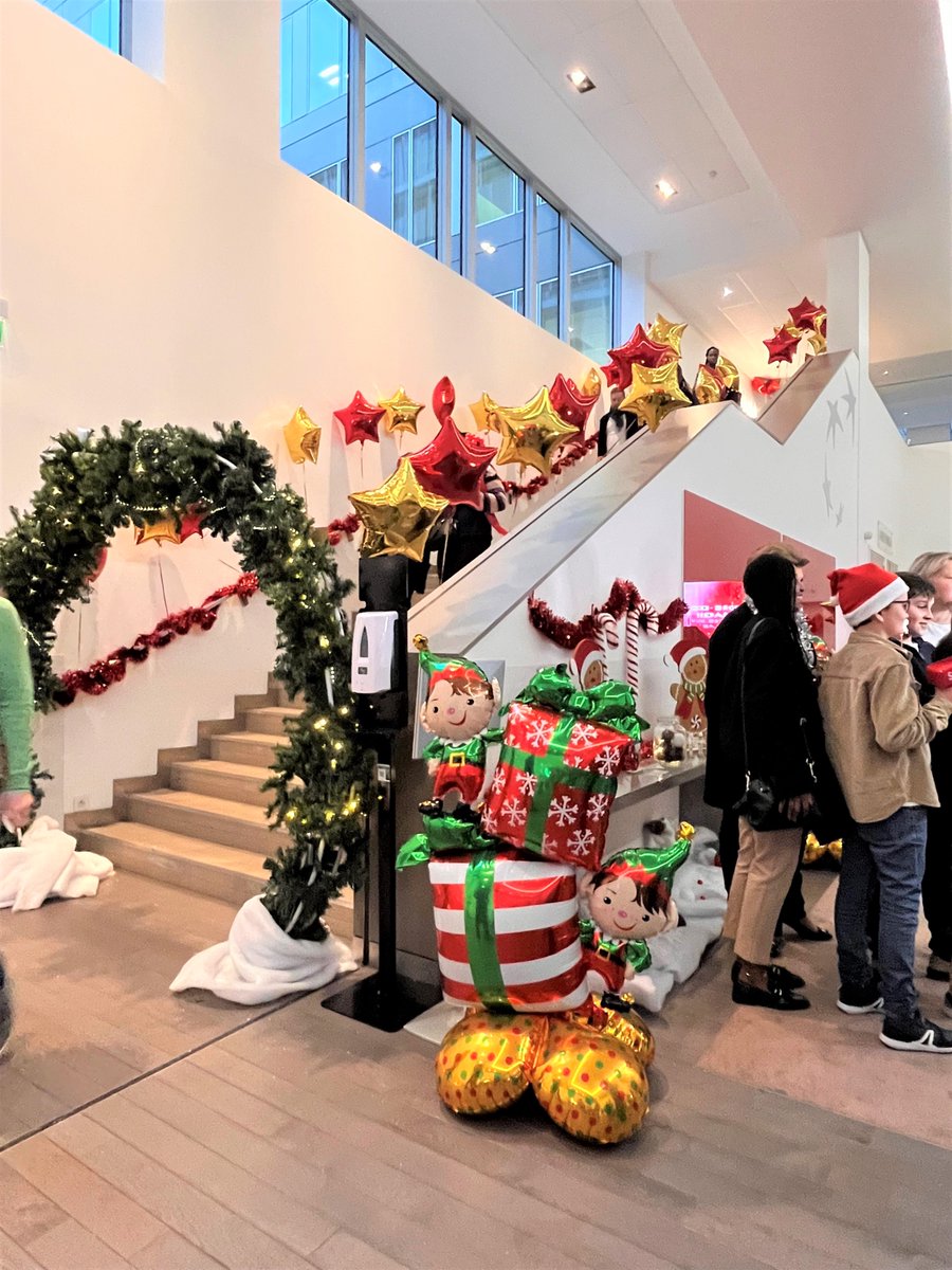 Pour célébrer les fêtes de fin d’année, nous avons invité les enfants de nos collaborateurs à découvrir le <a href="/CardifLab/">The Cardif Lab'</a>. Visites virtuelles et physiques, animations, concours, ils ont eu l’opportunité de plonger au cœur de l’#innovation et de découvrir le monde de demain !