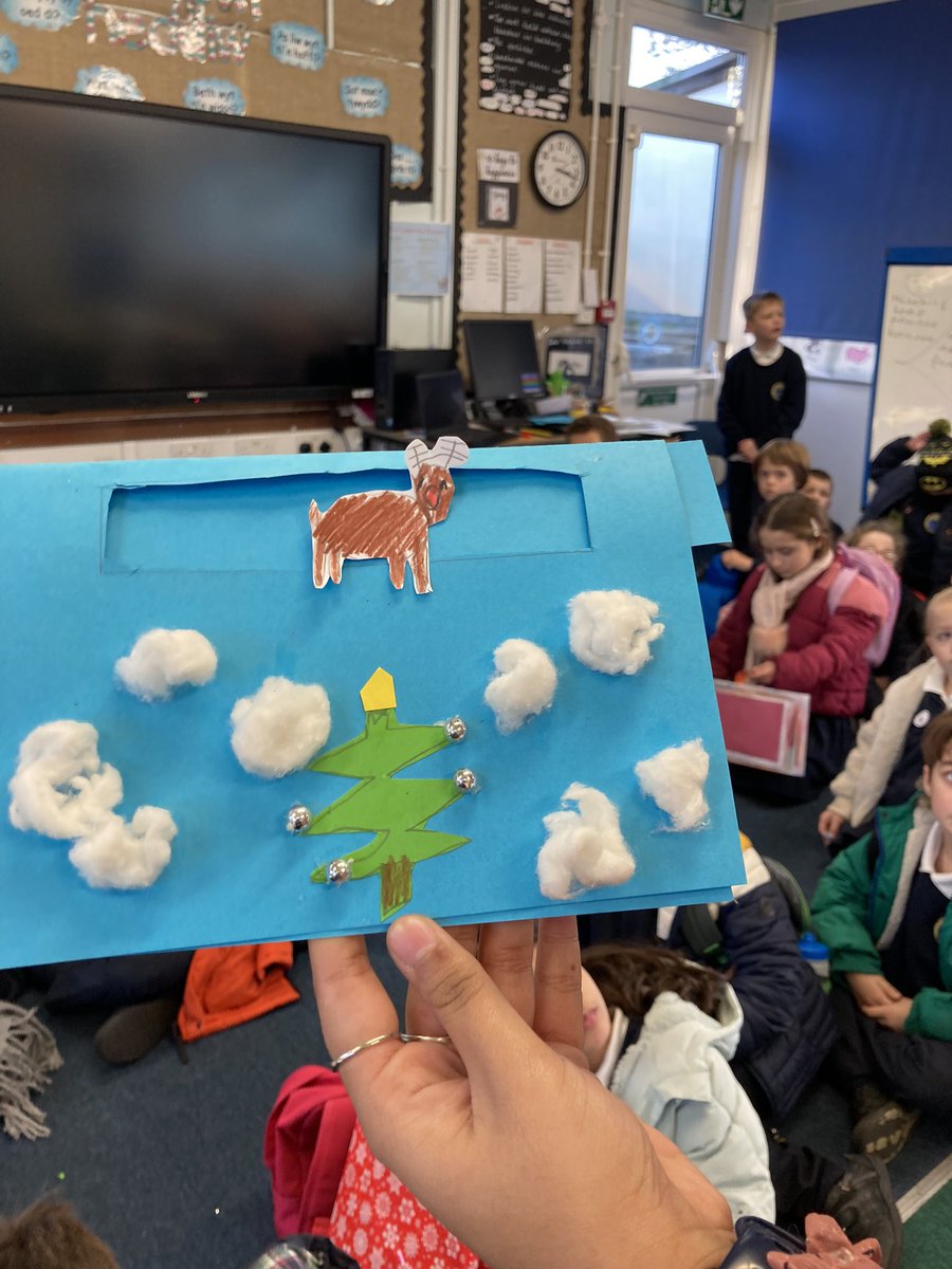 SullyPS's tweet photo. Some more of our amazing cards that the children have made for their families! Nadolig Llawen! #SPSyear2/3 #SPSscienceandtechnology https://t.co/fqcW1pDOEv