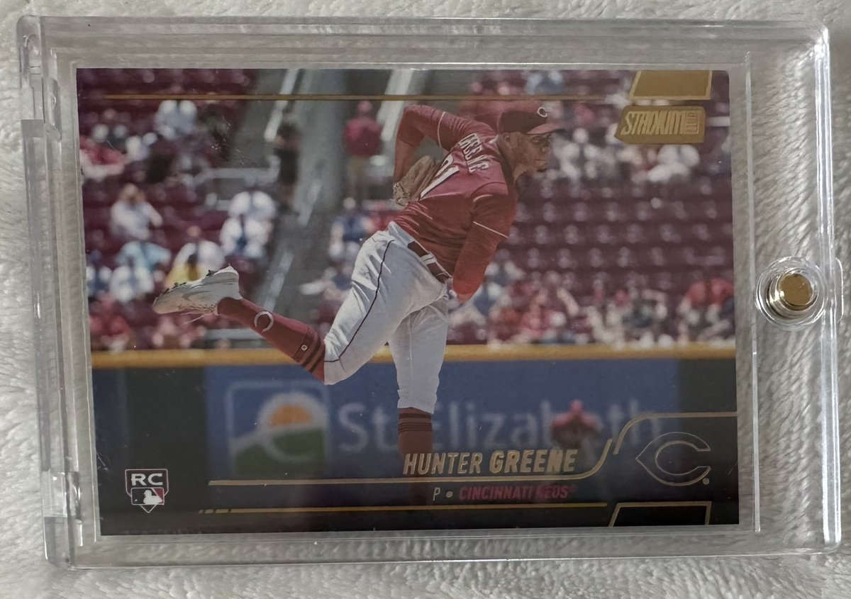 matt_leidy's tweet photo. @sports_sell  anybody able to put an estimated value on this card for me?  New to the hobby and it’s hard to find comps for a 1/1 https://t.co/jwxC9qsFUu