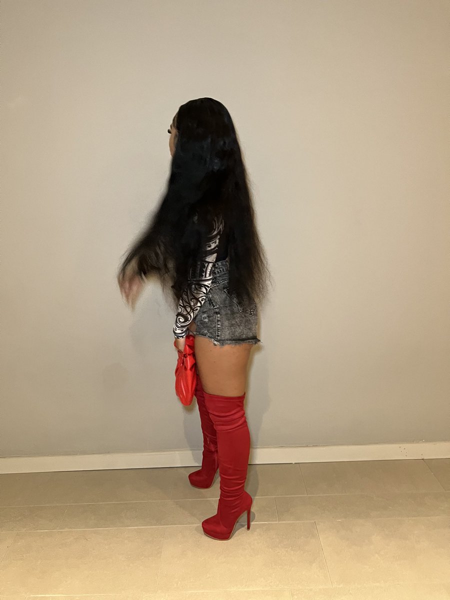 Alajsiak__'s tweet photo. &amp; ain’t no bitch you fw fuckin wit me!😗❤️ https://t.co/Z0mkIFN7W0